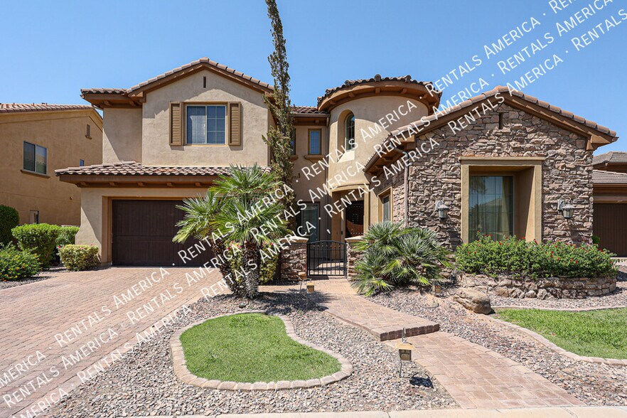 Building Photo - 130 W Tonto Dr