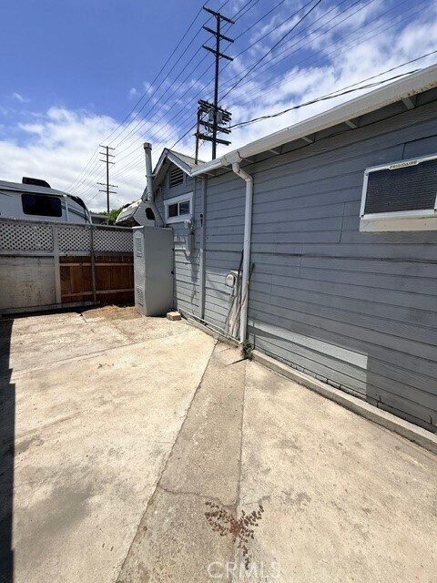 Building Photo - 947 Dominguez Ave