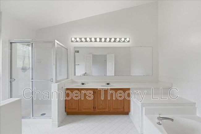 Building Photo - 12328 Quiet Hollow Ct