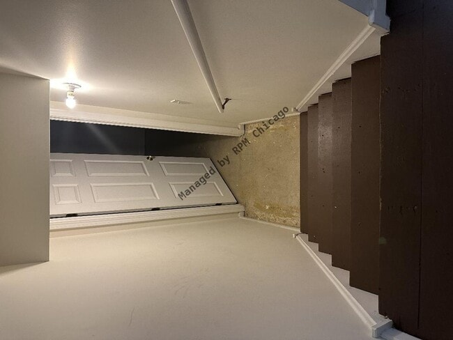 Building Photo - 5490 Fox Path Ln