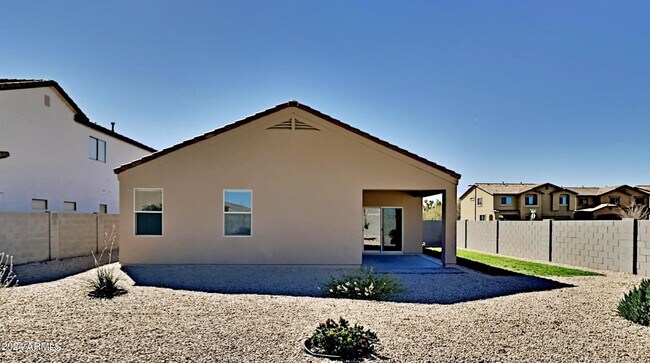 Building Photo - 11418 E Cliffrose Ln