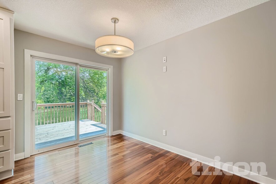 Building Photo - 15931 Vintage St NW