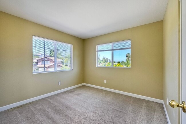 Building Photo - 1198 Sunbright Dr
