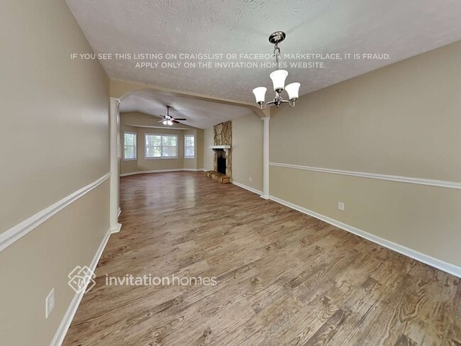 Building Photo - 2260 Rockwell Dr