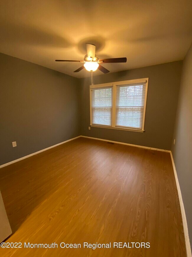 Building Photo - 11 Duncan Way