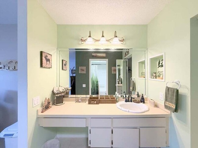 Building Photo - 1723 Cypress Trace Dr