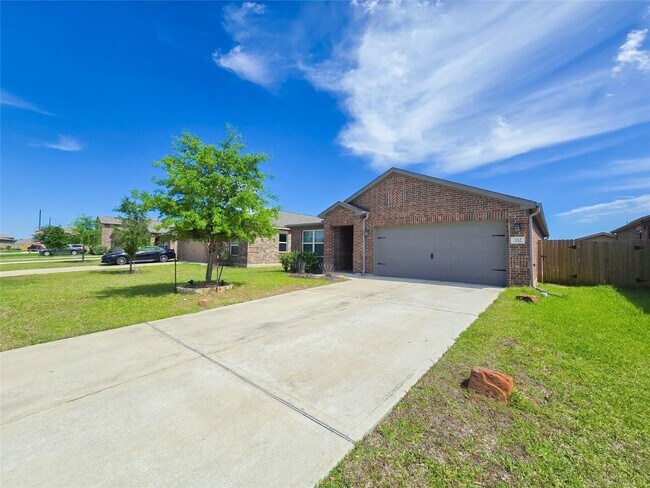 Building Photo - 332 Lone Mountain Dr