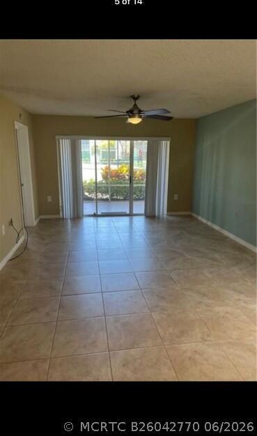Building Photo - 16106 Glenmoor Dr