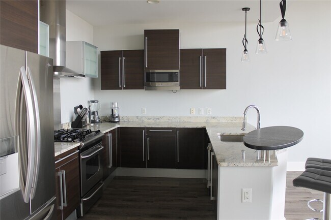 Building Photo - 4100 Forest Park Ave