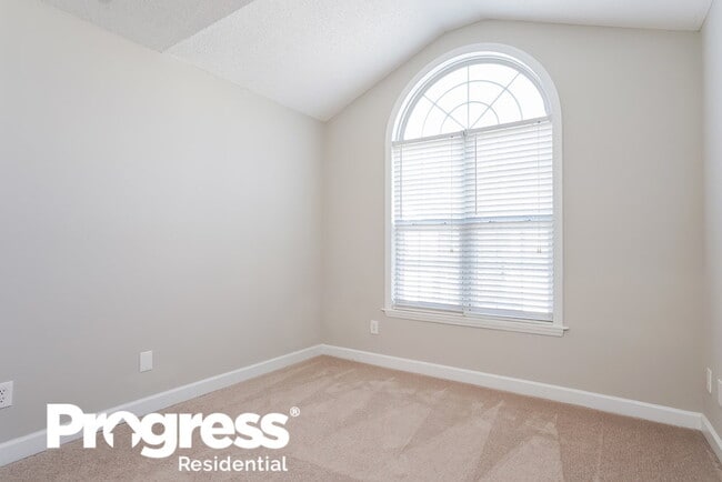 Building Photo - 1932 Shadow Glen Dr