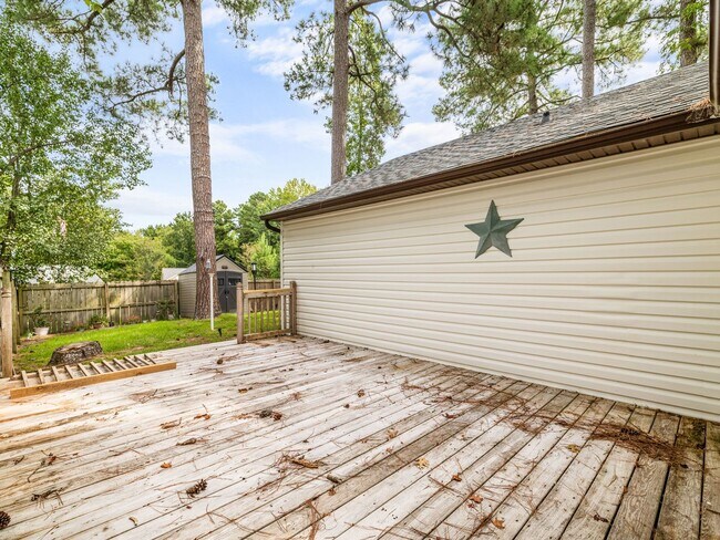 Building Photo - 542 Shadowridge Rd