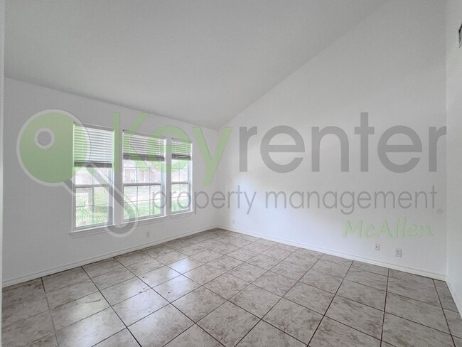 Building Photo - Beatutiful 5Bed/3Bath in Mcallen TX Now Av...