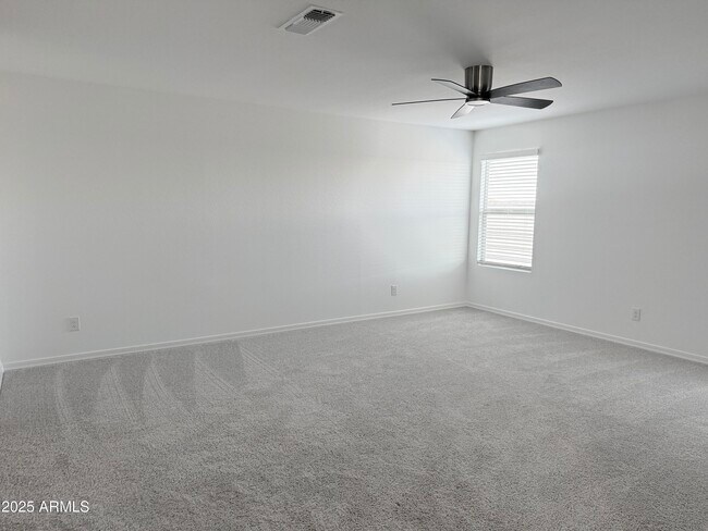 Building Photo - 25321 N 75th Ln