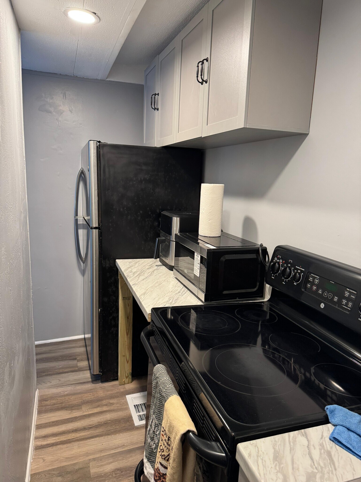 Building Photo - 6712 Stardust Ln