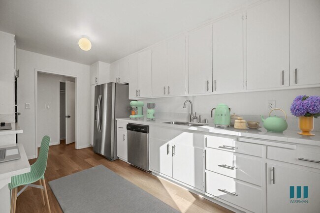 Building Photo - Montana View by Wiseman