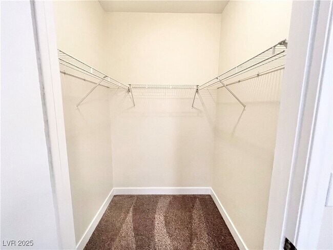 Building Photo - 8000 W Badura Ave