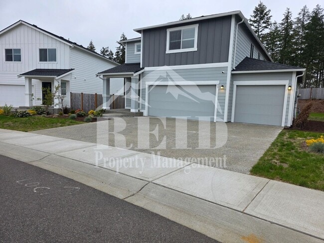 Building Photo - New 5-Bedroom home in the heart of Belfair