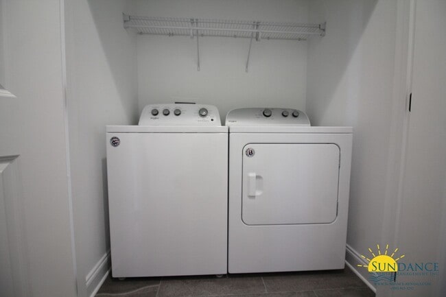 Building Photo - Nice 3 Bedroom Townhome in Fort Walton Beach