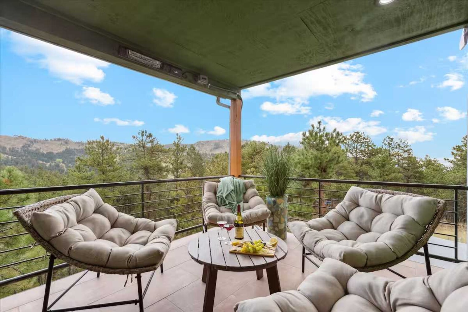 Building Photo - 6186 Sunshine Canyon Dr