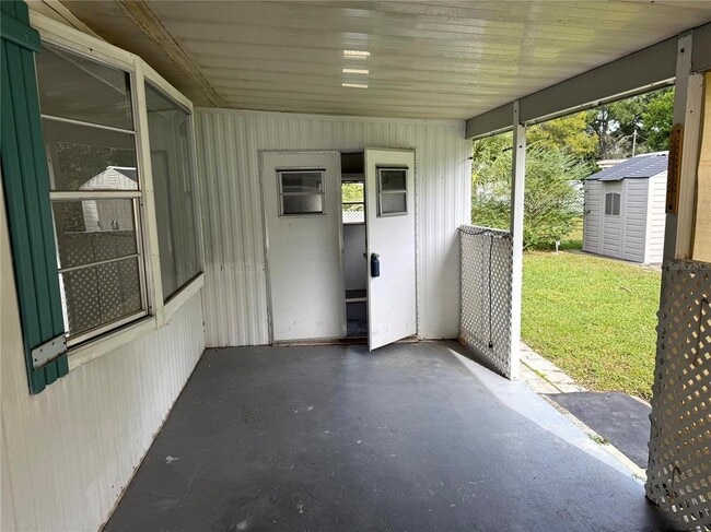 Building Photo - 3221 SE 39th Ave