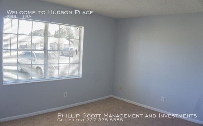 Building Photo - Riverwood Apartments!