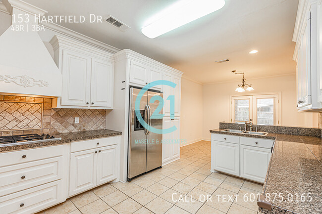 Building Photo - 4 Bed/3 Bath Home in Hartfield