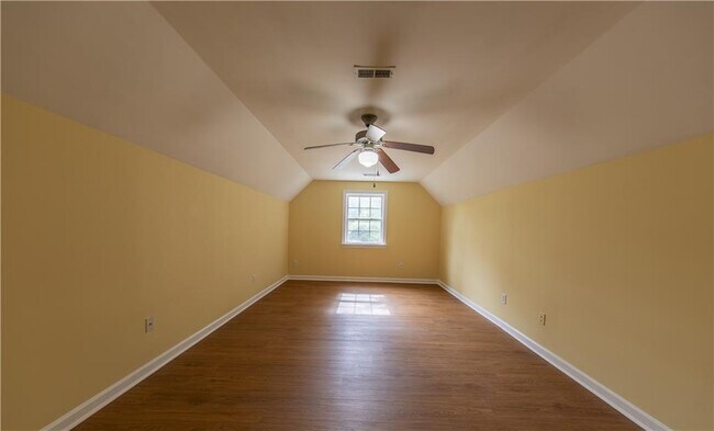 Building Photo - 3502 Aberdeen Way