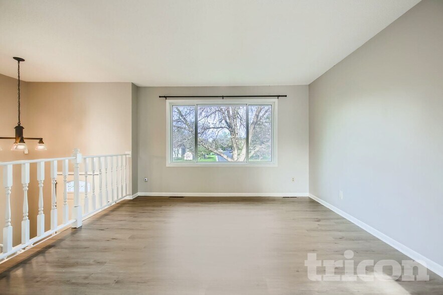 Building Photo - 8301 Thomas Ave N