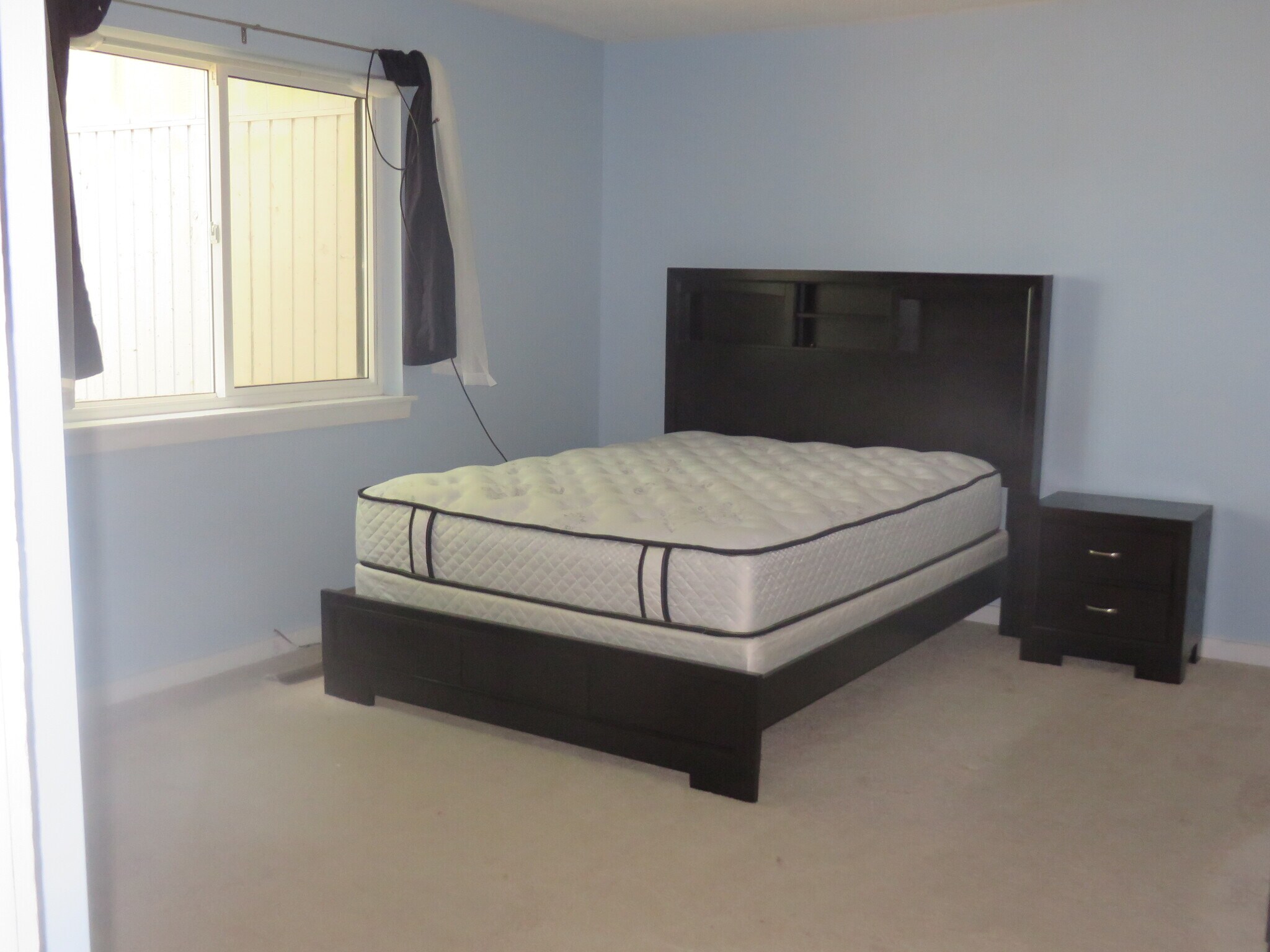 Building Photo - 16 Greenbriar Dr