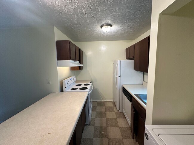 Building Photo - 6376 Applecross Ave