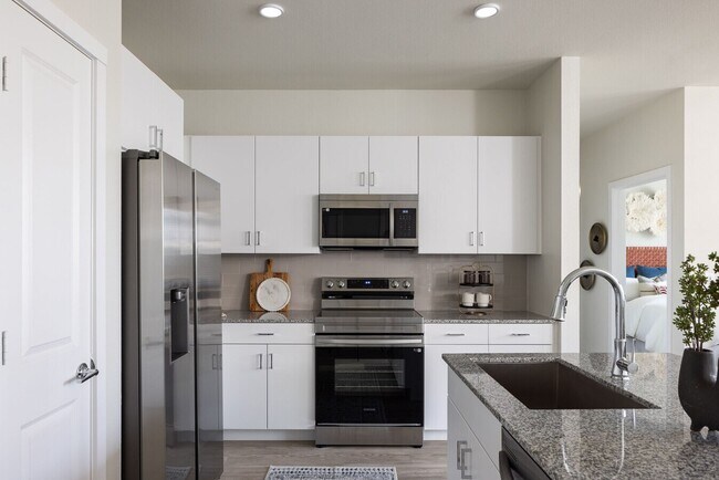 Building Photo - Move In Now — Pay $0 Until 2026!