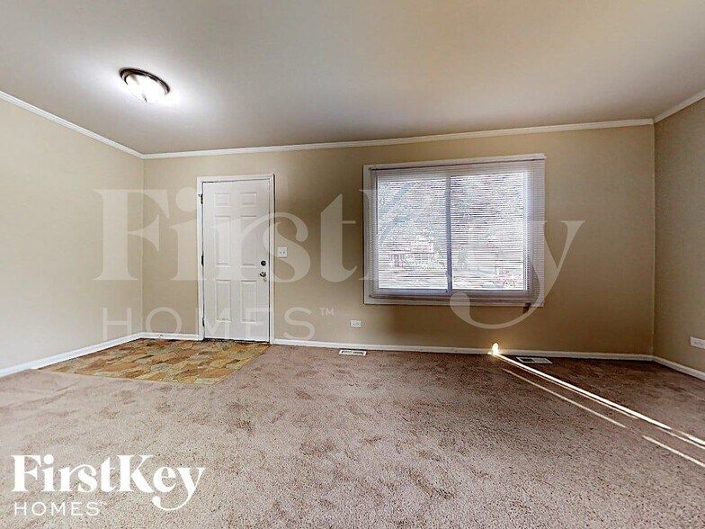 Building Photo - 1525 Cumberland Rd
