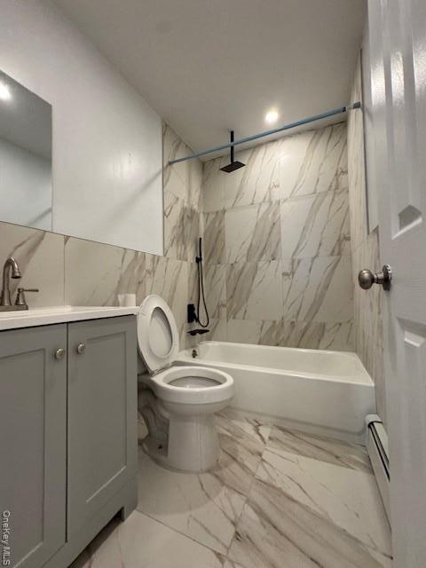 Building Photo - 69-43 Almeda Ave