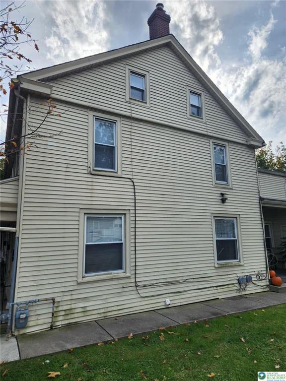 Building Photo - 915 N New St