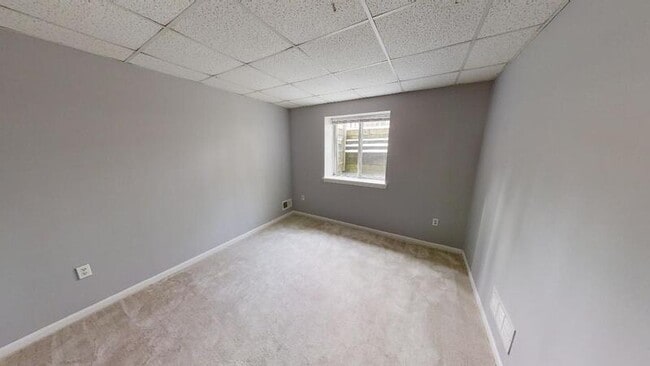 Building Photo - 1316 W Huron St