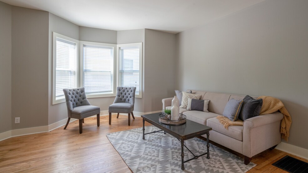 Building Photo - 625 3rd St NW