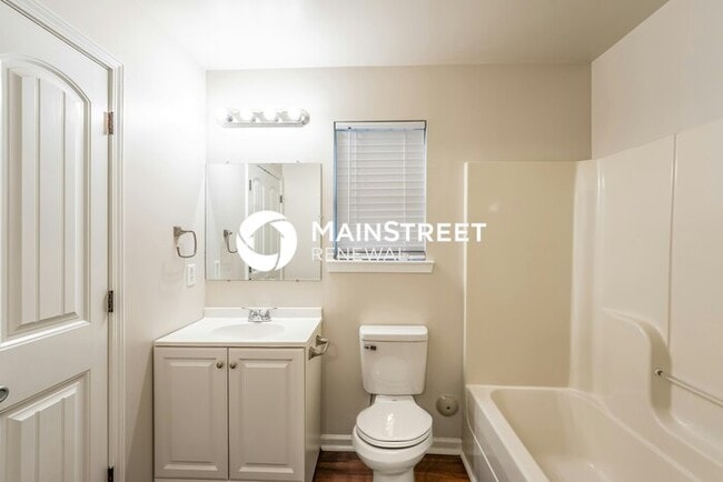 Building Photo - 3 Bedroom Pet-Friendly Home in CALERA, AL with Main Street Renewal