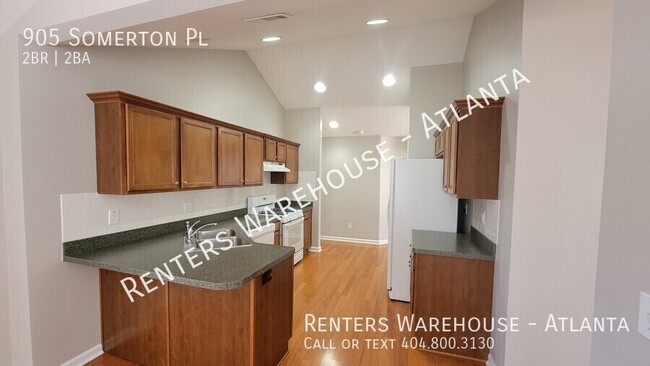Building Photo - 905 Somerton Pl