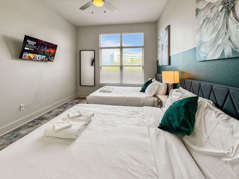 Building Photo - 2901 Indiana St