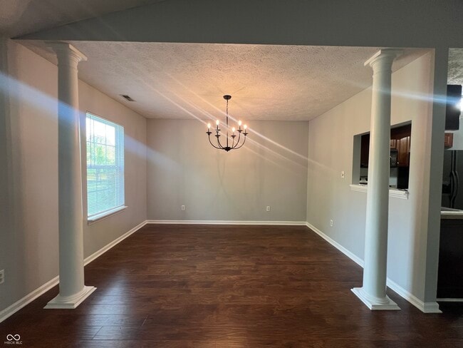 Building Photo - 6735 Lexington Cir