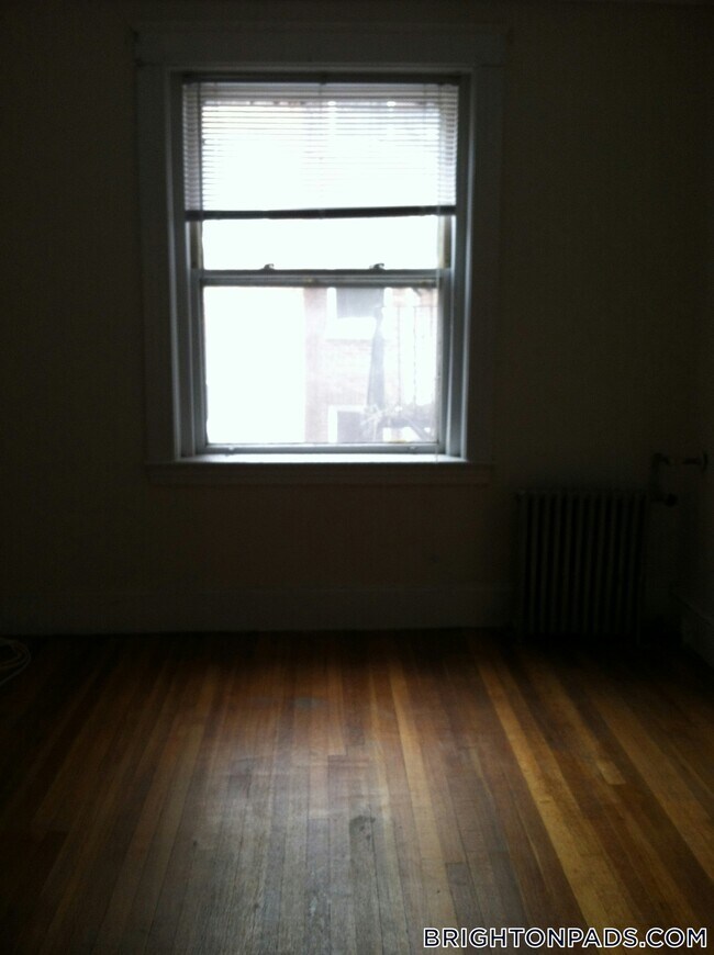 Building Photo - 1615 Commonwealth Ave