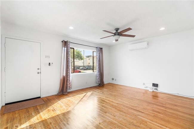 Building Photo - 4208 W 182nd St