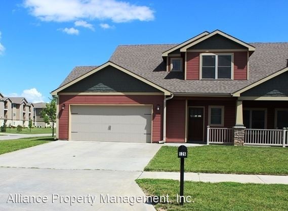 Primary Photo - 3 br, 2.5 bath House - 526 Stonedale Dr.