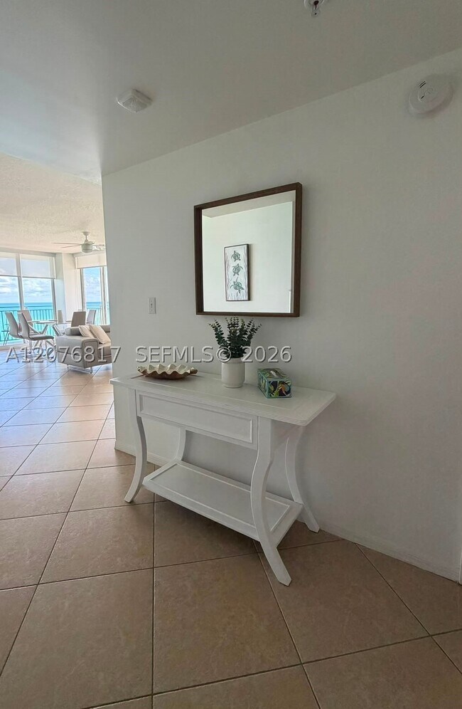 Building Photo - 2080 S Ocean Dr