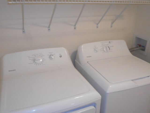 Building Photo - 1st Floor Unit overlooking the Preserve- 2/2 Condo in the Enclave