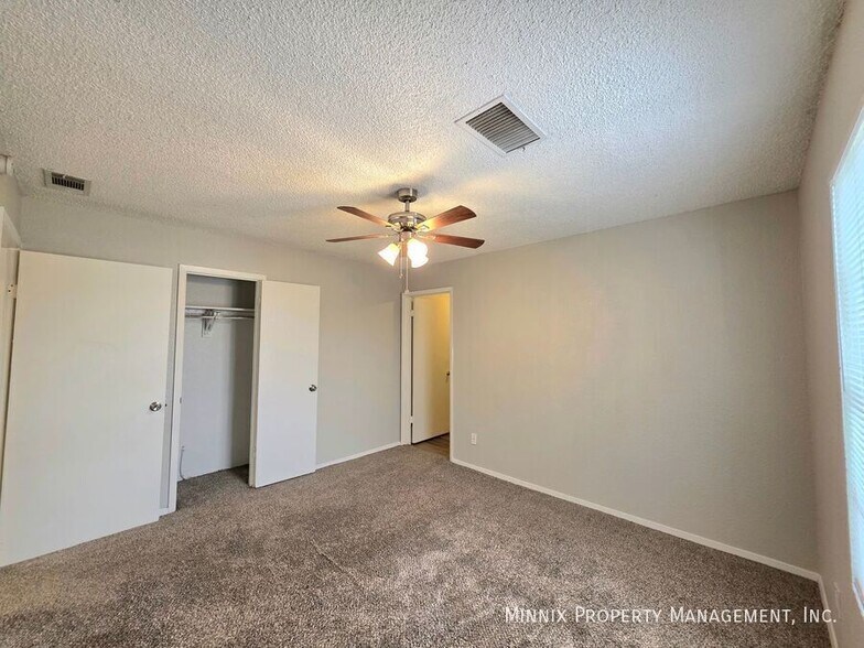 Building Photo - 3007 W Louisiana Ave