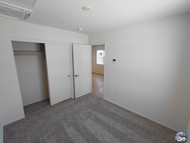 Building Photo - 475 Palomino Ct