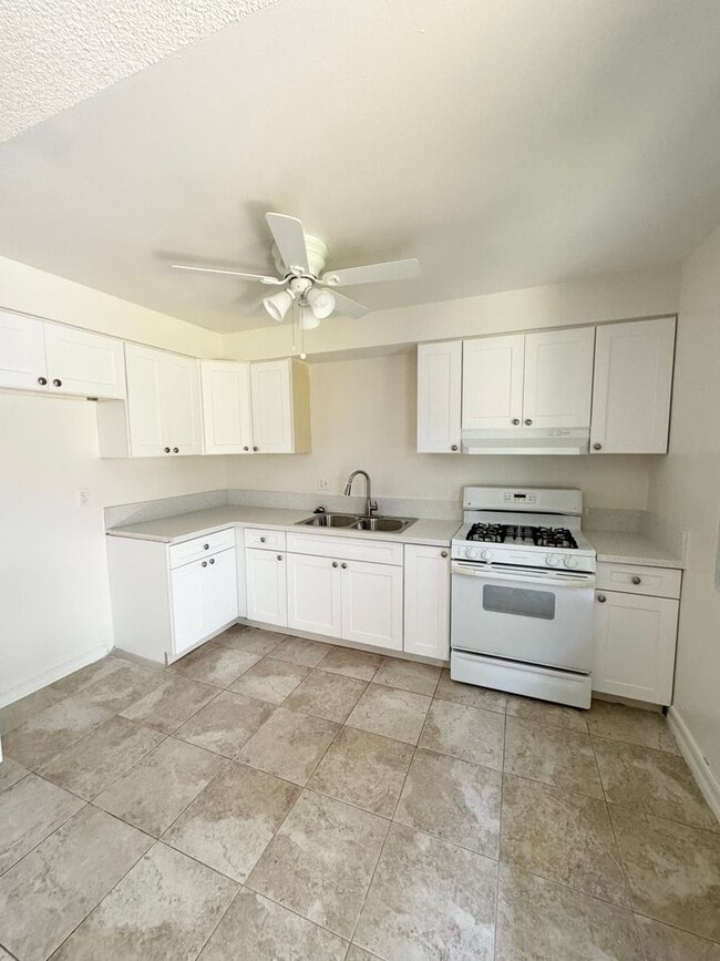 Interior Photo - Madison