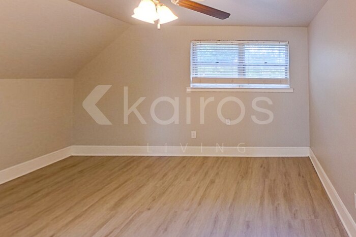 Building Photo - 4522 Chisholm Trail