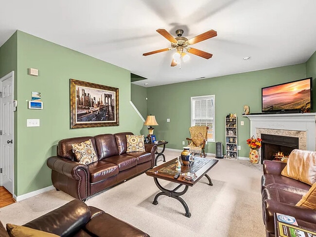 Building Photo - Earn Wealth While Leasing - Like a Homeowner - Lease to Own